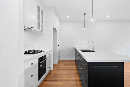 Beautiful Home In Great Location - Photo 2