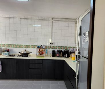 Blk 221 Pasir Ris Street 21 (Pasir Ris), HDB Executive - For Rent - Photo 3