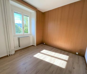 Appartement de 4 pièces au rez-de-chaussée - Photo 2
