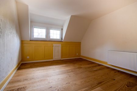 Appartement mansardé à louer / 1x loyer offert - Foto 4