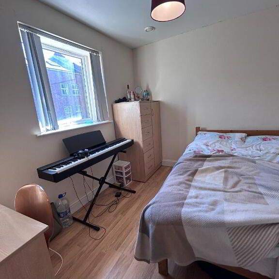 Unit 2, 71 Fitzroy Avenue, Belfast, BT7 1HT - Photo 1