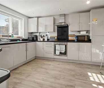 2 bedroom terraced house to rent - Photo 5