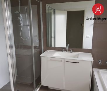 Beautifully Presented Home Offering Space, Style & Location! - Photo 5