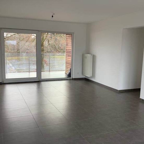 Appartement te huur - Photo 1