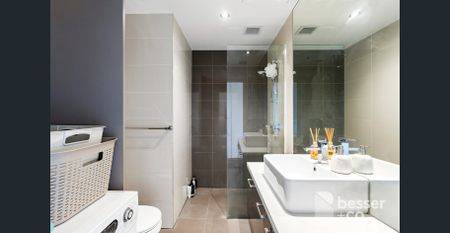 GRACIOUS LIVING IN A GRAND LOCATION - GARDEN APARTMENTS - Photo 3