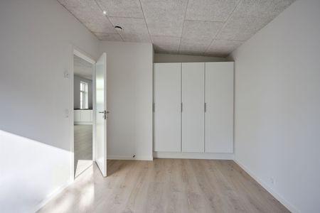 Nymoderne 4-værelses fritliggende bolig i Hjallerup - Photo 2