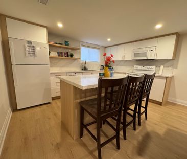 For Lease - 65 North Heights Road Unit# Bsmt, Toronto, Ontario - Photo 4