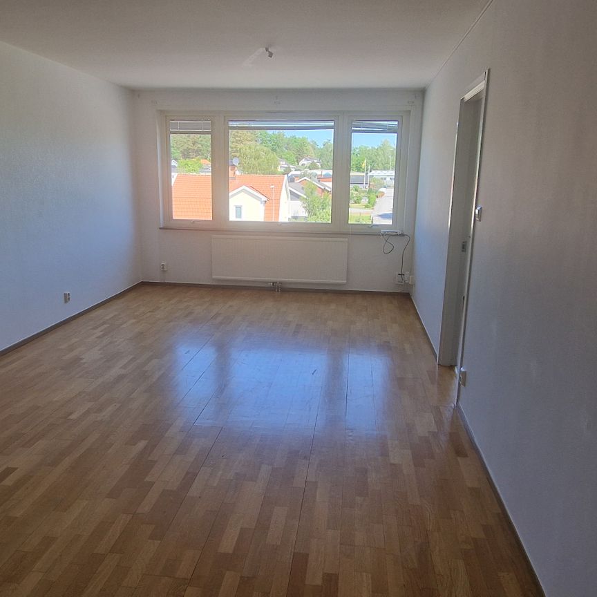 Rundvägen 16B - Foto 1