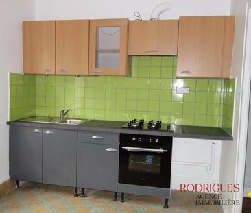 Location Maison 4 pièces 82m² POITIERS 86000 - Photo 1