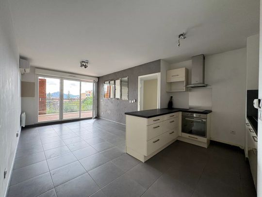 A louer Vert Beaumont 13012 Appartement type 2 avec terrasse et garage - Photo 1