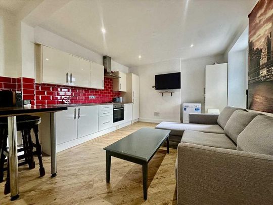 2 bedroom apartment to rent - Photo 1