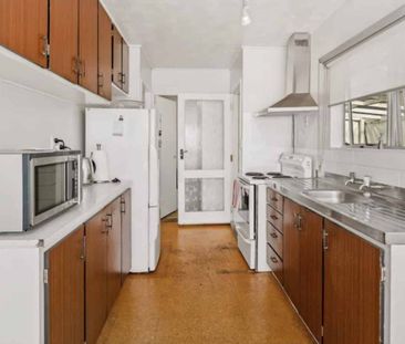 Spacious and Cozy home in Massey - Photo 2