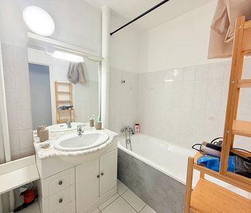 Location Appartement 4 pièces 87m² - Photo 4