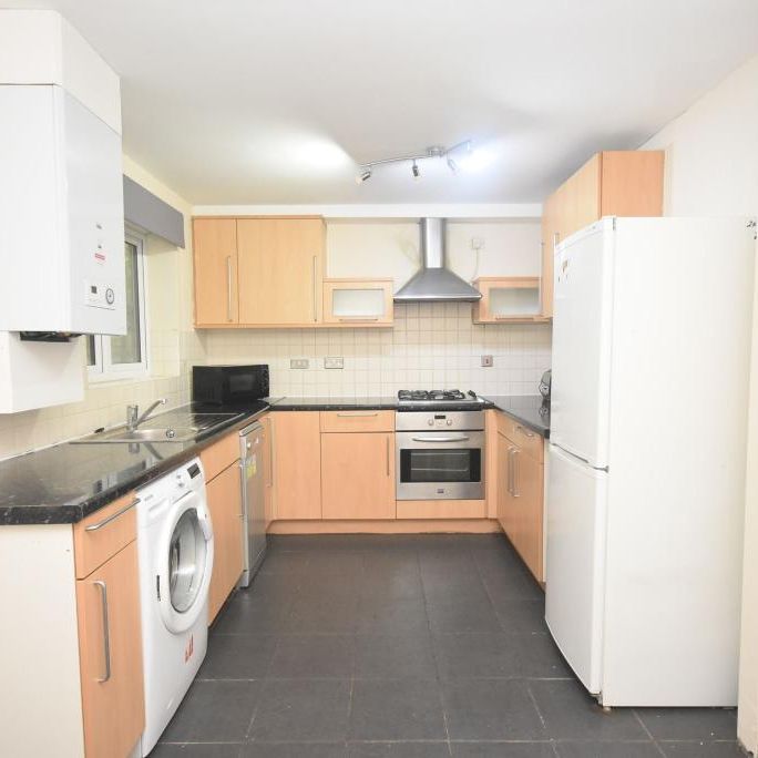 Sadler Court, Hulme, Manchester, M15 5RP - Photo 1