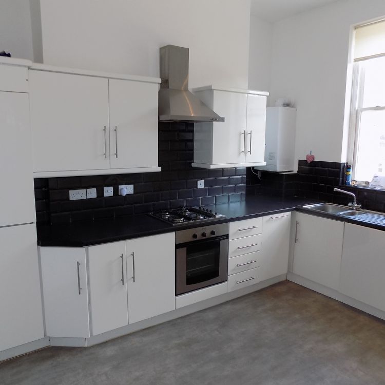 Parkfield Road, Aigburth, Liverpool, L17 8UG - Photo 1