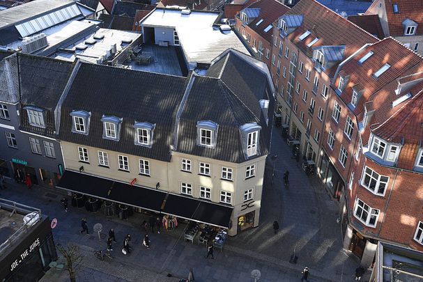 God 2 værelses beliggende i hjertet af Aalborg - Photo 1