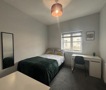 10 Bed Student Accommodation - Photo 3