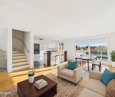 Row single-family house with lake view in best location in Zollikon - Photo 2