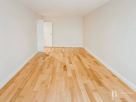 Rental Apartment Paris 15th Grenelle - Photo 1