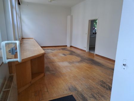 Ruim gelijkvloers appartement met 2 slaapkamers - Foto 4