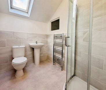 2 bedroom flat to rent - Photo 5