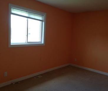 7 Silvermaple Road - Photo 5