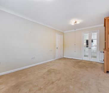 2 bedroom retirement property to rent - Photo 6