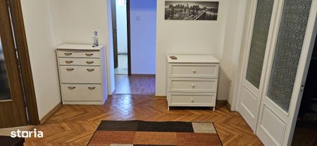 Inchiriez apartament cu 4 camere decomandat Deva, Kogalniceanu, et 3 - Photo 4