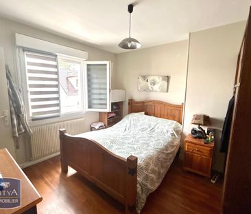 Location Maison 5 pièces 82m² ST DOULCHARD 18230 - Photo 2