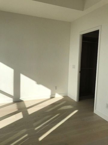 For Lease - 101 Charles Street Unit# 2202, Toronto, Ontario - Photo 2