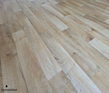 ++ charmante, renovierte 2-Raum Wohnung mit Balkon & Tageslichtbad ... - Photo 1