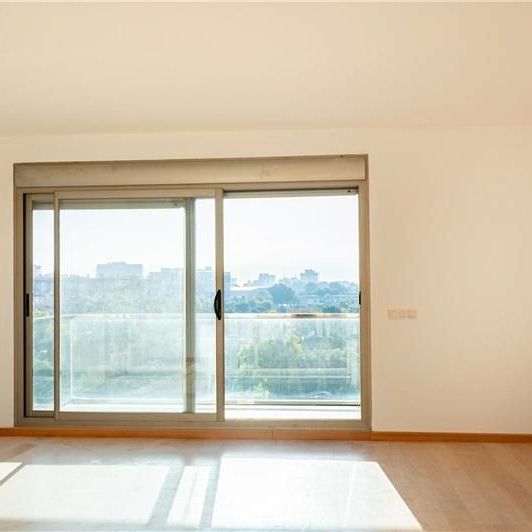 Palma de Mallorca, Balearic Islands 07013 - Photo 1