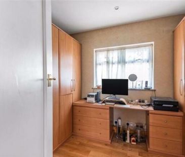 4 bedroom detached house to rent - Photo 1