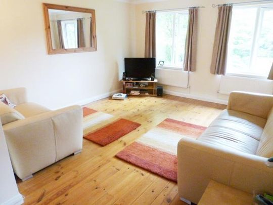 Ramblers Way, Welwyn Garden City - Photo 1