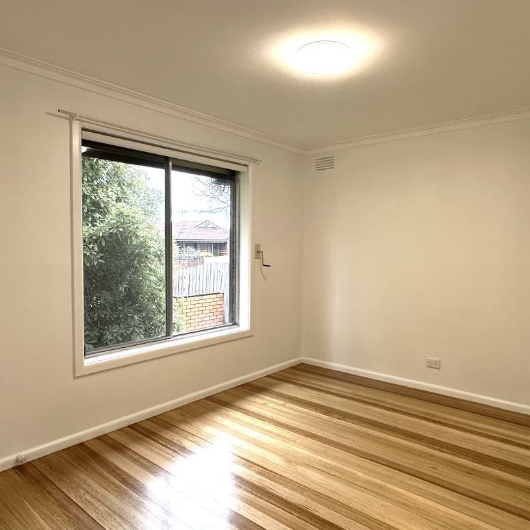 1/59 Thackeray Road, Reservoir VIC 3073 - Photo 1