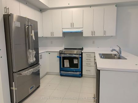 For Lease - 741 Conlin Rd E Road, Oshawa, Ontario - Photo 4