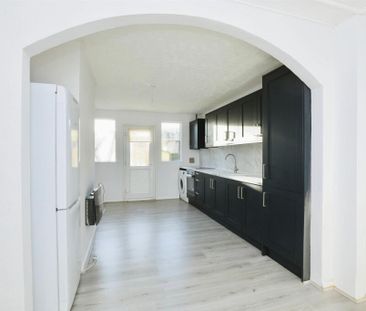 3 bedroom house to rent - Photo 6