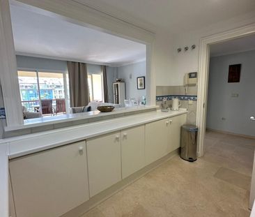 Piso de alquiler en Sotogrande Costa - Photo 4