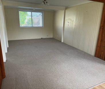 Tidy Family Home on Corner Block! - Photo 2
