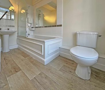 2 bedroom Spacious Ground Floor Apartment to rent - Photo 6