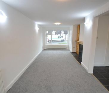 2 bedroom link detached house to rent - Photo 2