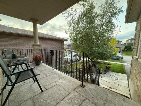 For Lease - 21 Black Ash Trail, Barrie, Ontario - Photo 2