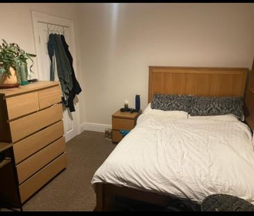 Room in a Shared House, Hayward Road, BS5 - Photo 3