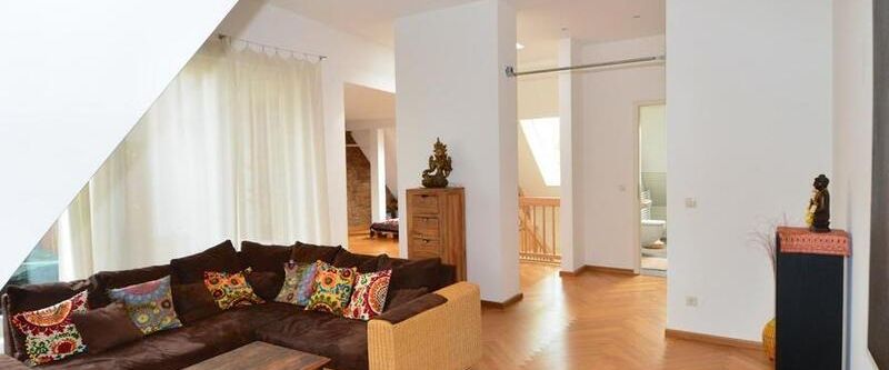 Großzügige 2-Zimmer-Wohnung in Charlottenburg, möbliert - Photo 1