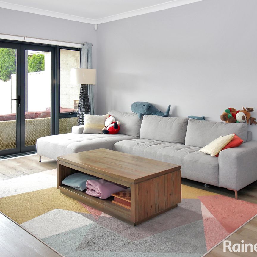 11 Palm Court, Jerrabomberra NSW 2619 - Townhouse For Rent | Domain - Photo 1