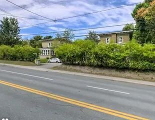 1 room apartment of 53m² in Sherbrooke - Photo 1