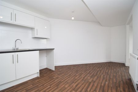 Two Bedroom Apartments, Northgate, Wakefield - Photo 2