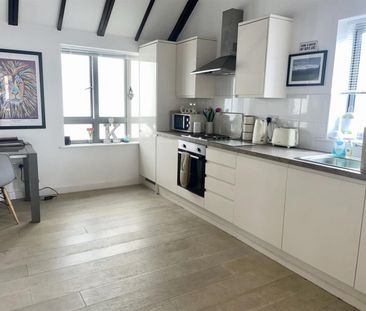 3 Bedroom House To Let - Photo 3