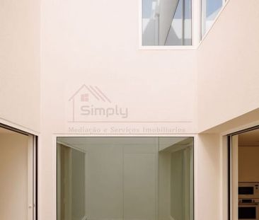 Lisboa, Lisbon - Photo 1