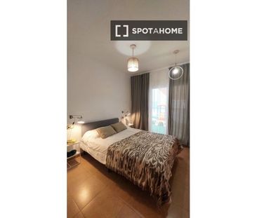 2 room luxury Flat for rent in Alicante, Valencia - Photo 4